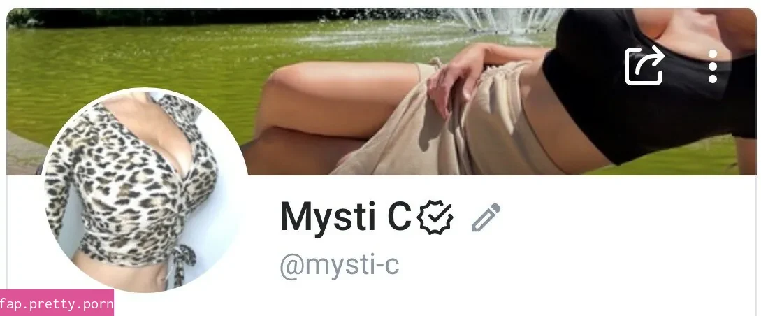 Mysti C - Photo #01