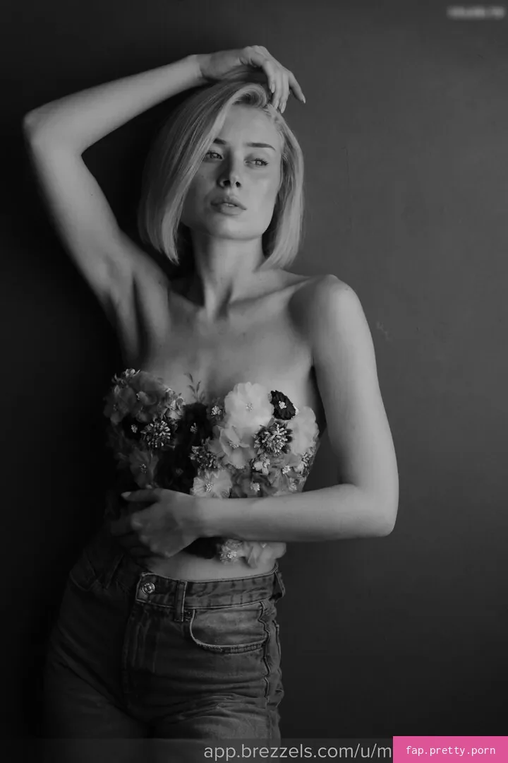 Marie Denise Schwarz - Photo #04
