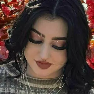 melanie_dark