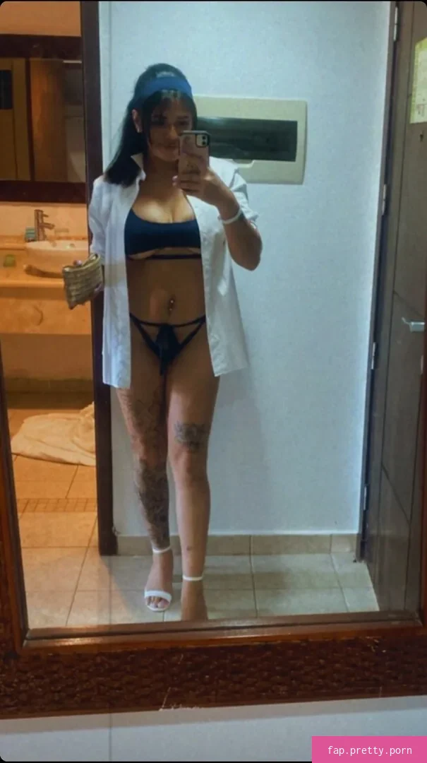 Mikayla Dabash - Photo #08
