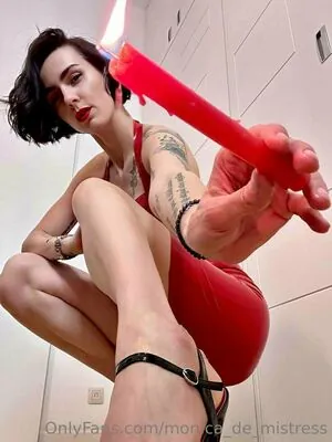monica_de_mistress