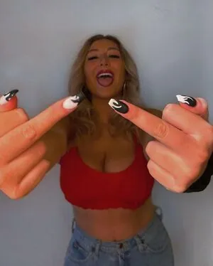 meakelena