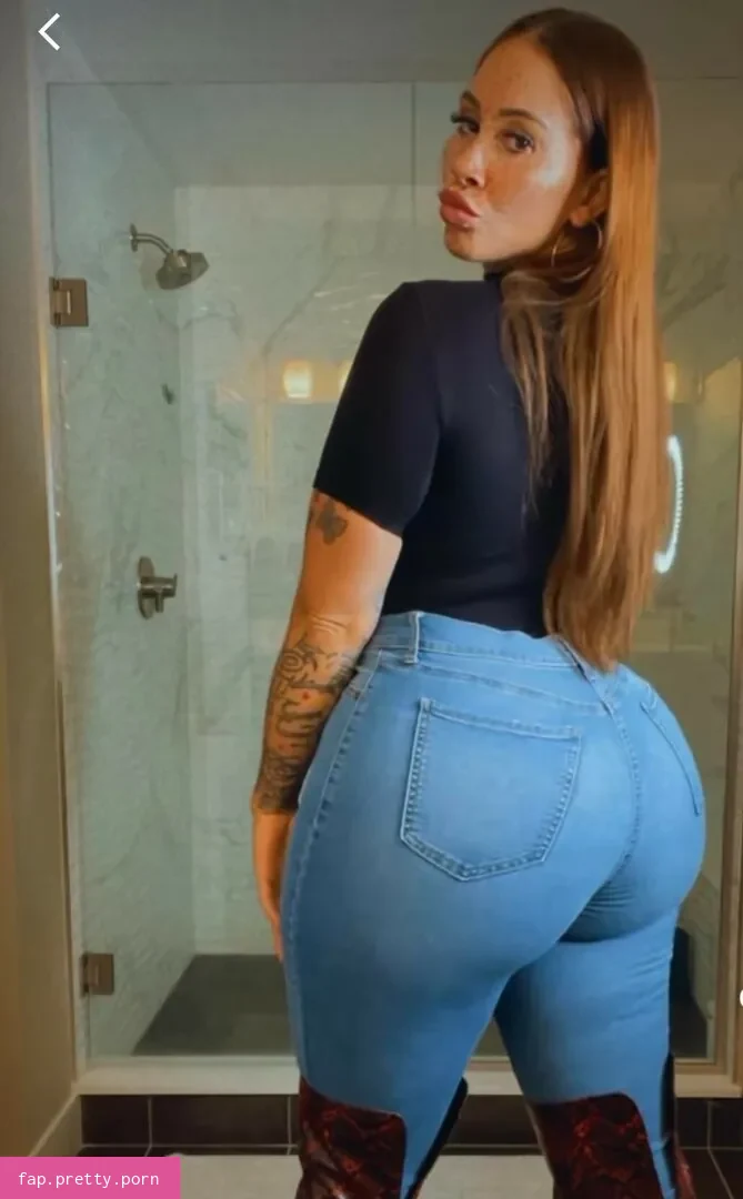 meganxdenise - Photo #04