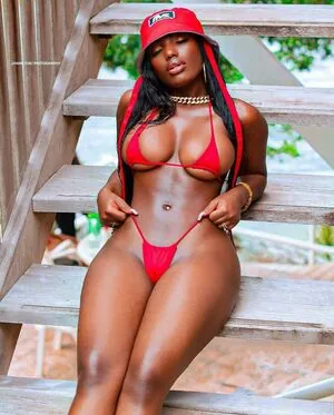 Melaxgoddess