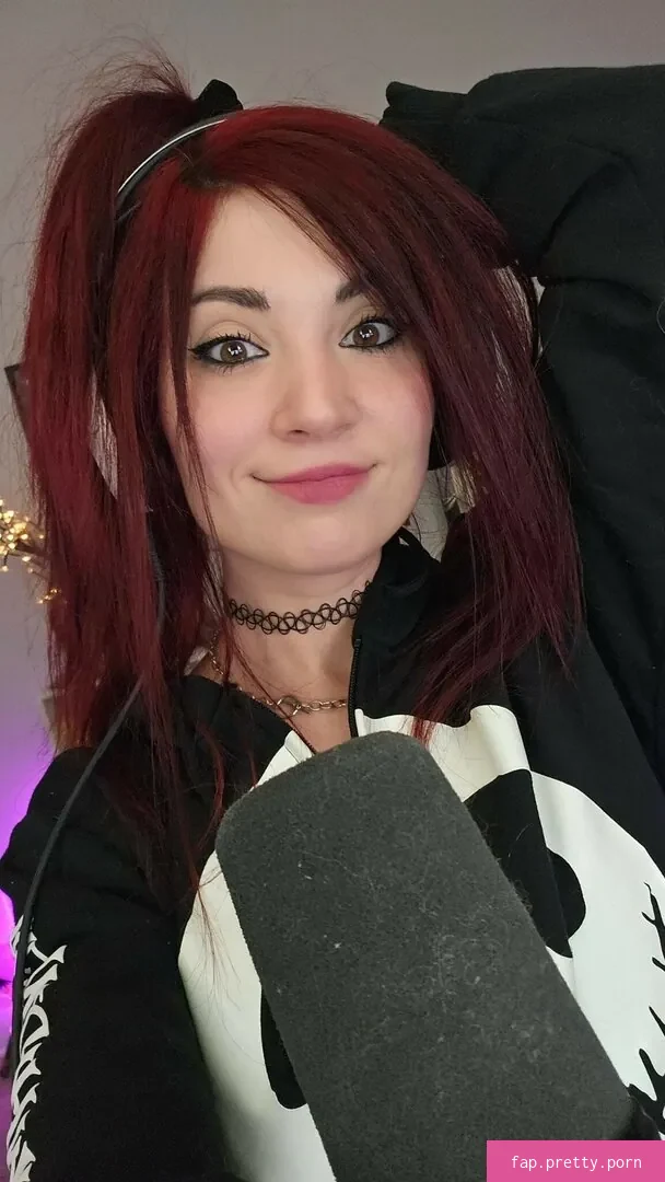 MelonieMac - Photo #55