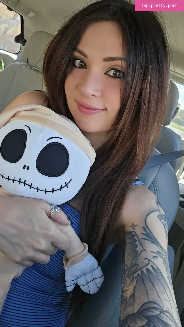 MelonieMac - Photo #91