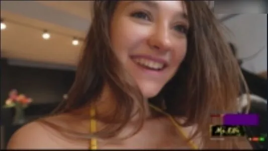 mia_elfie18
