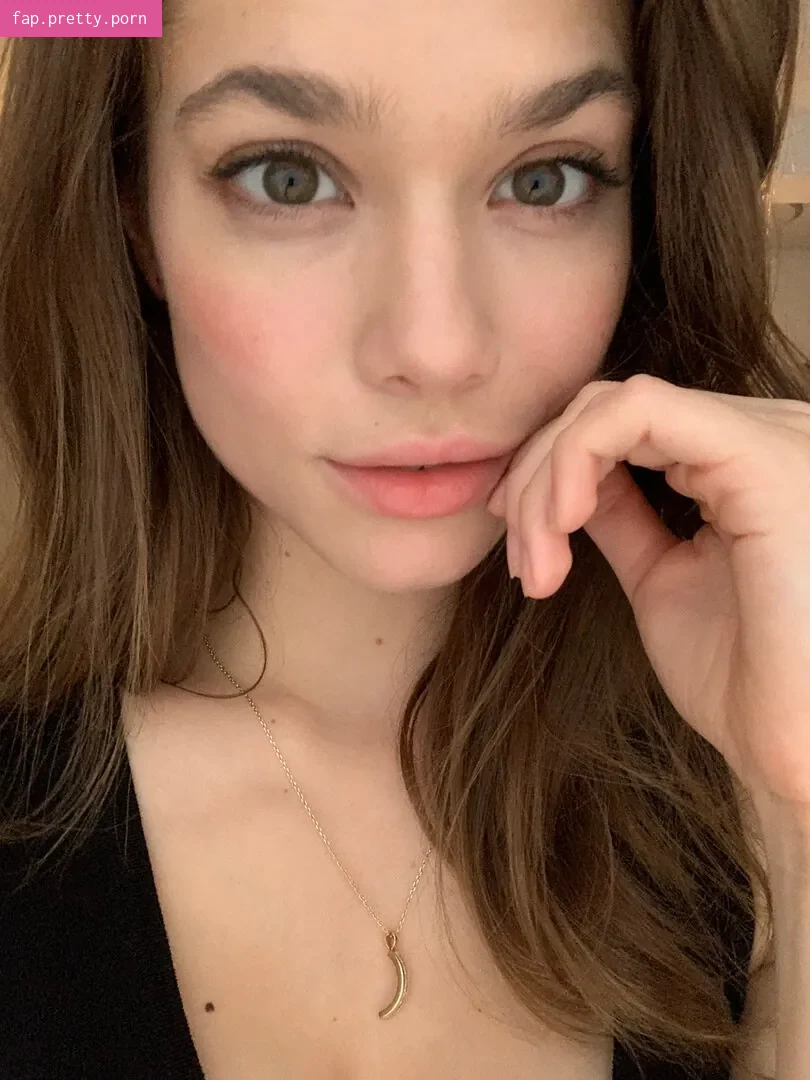 Michelle Ellyse Schlaman - Photo #35