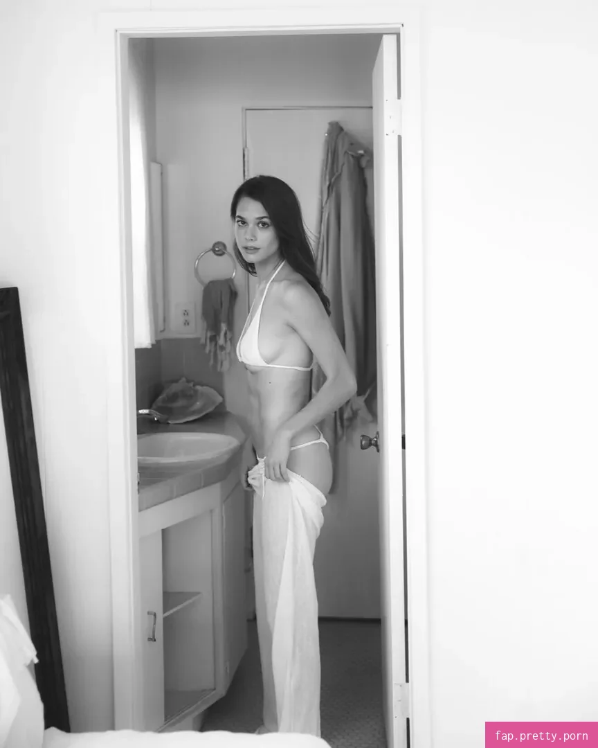 Michelle Ellyse Schlaman - Photo #31