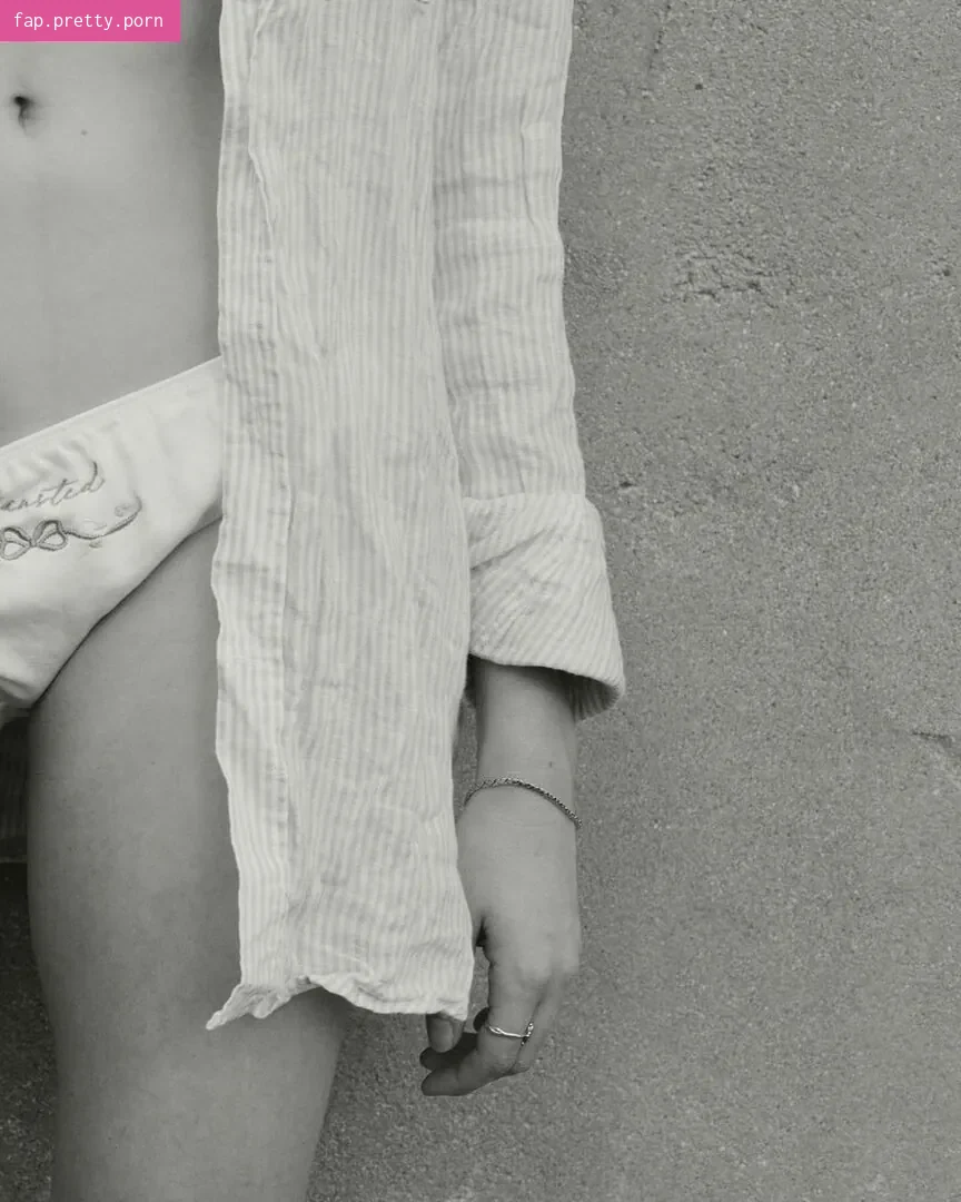 Michelle Ellyse Schlaman - Photo #02