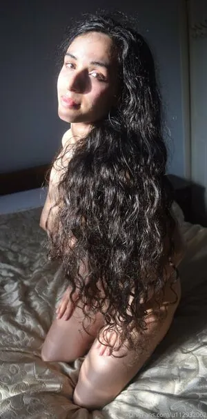 Mirabella Estella