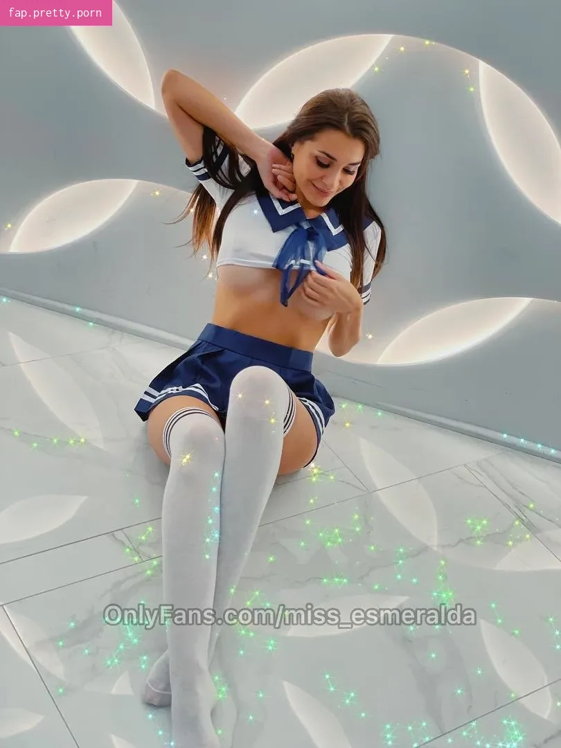 miss_esmeralda - Photo #32