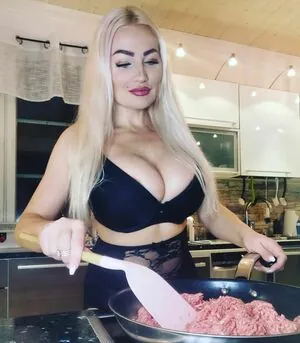 Marika Fingerroos