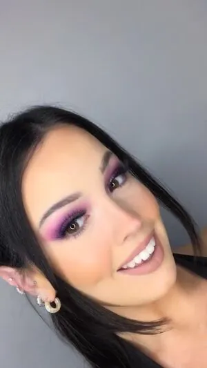 Mia Flippo