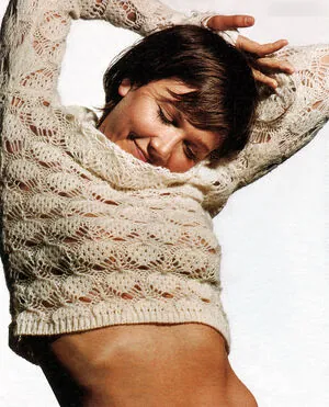 Maggie Gyllenhaal
