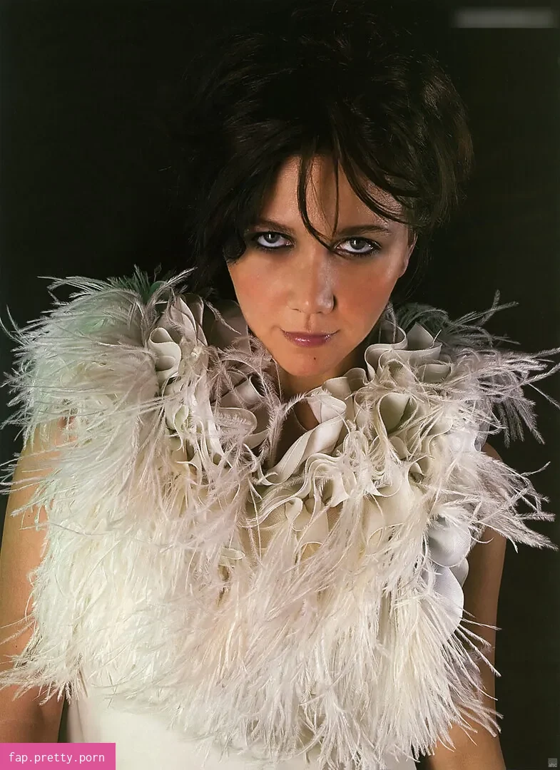 Maggie Gyllenhaal - Photo #38