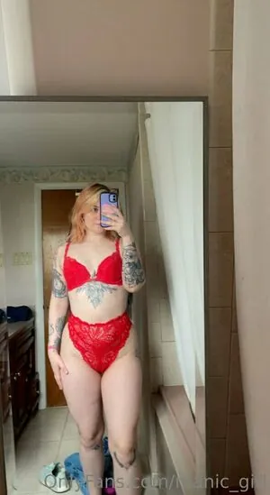 manic_girl