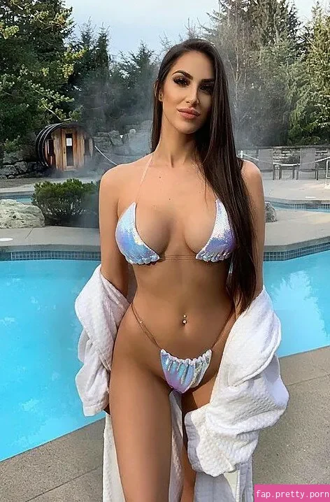Marie Gabrielle R - Photo #39