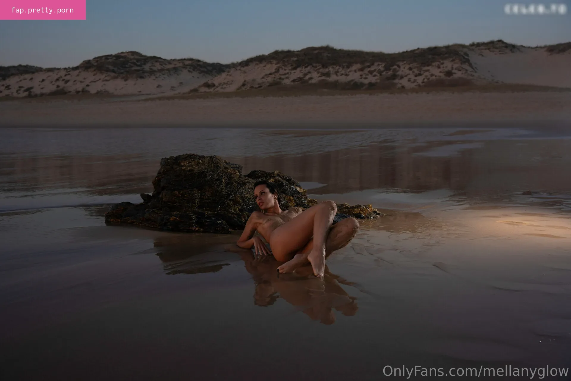 Mellany Glow - Photo #37