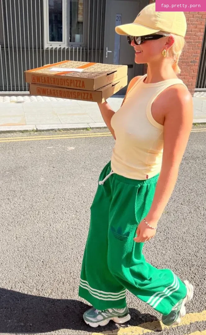 Millie Gibson - Photo #86