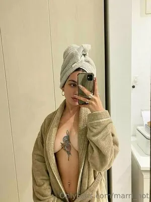 marri_hot