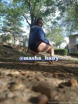 masha_hairy