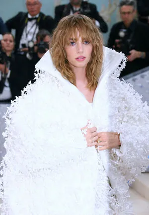 Maya Hawke
