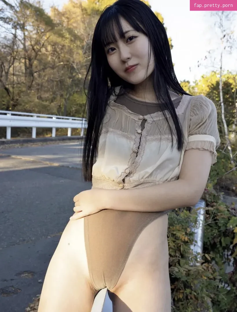 Momoka Hayashida - Photo #06