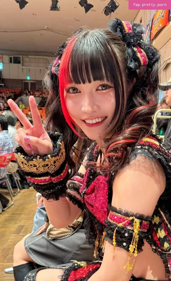 Maki Itoh - Photo #67