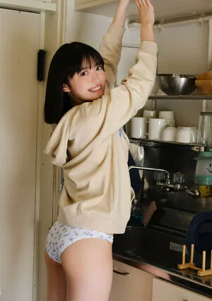 Mei Ishihama (石浜芽衣)