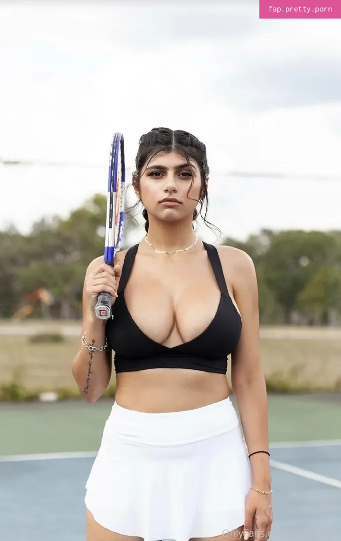 miakhalifa - Photo #80