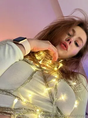 mianaughtygirl