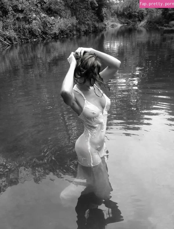 Midwestgirl84 - Photo #43