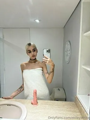 mileywhite