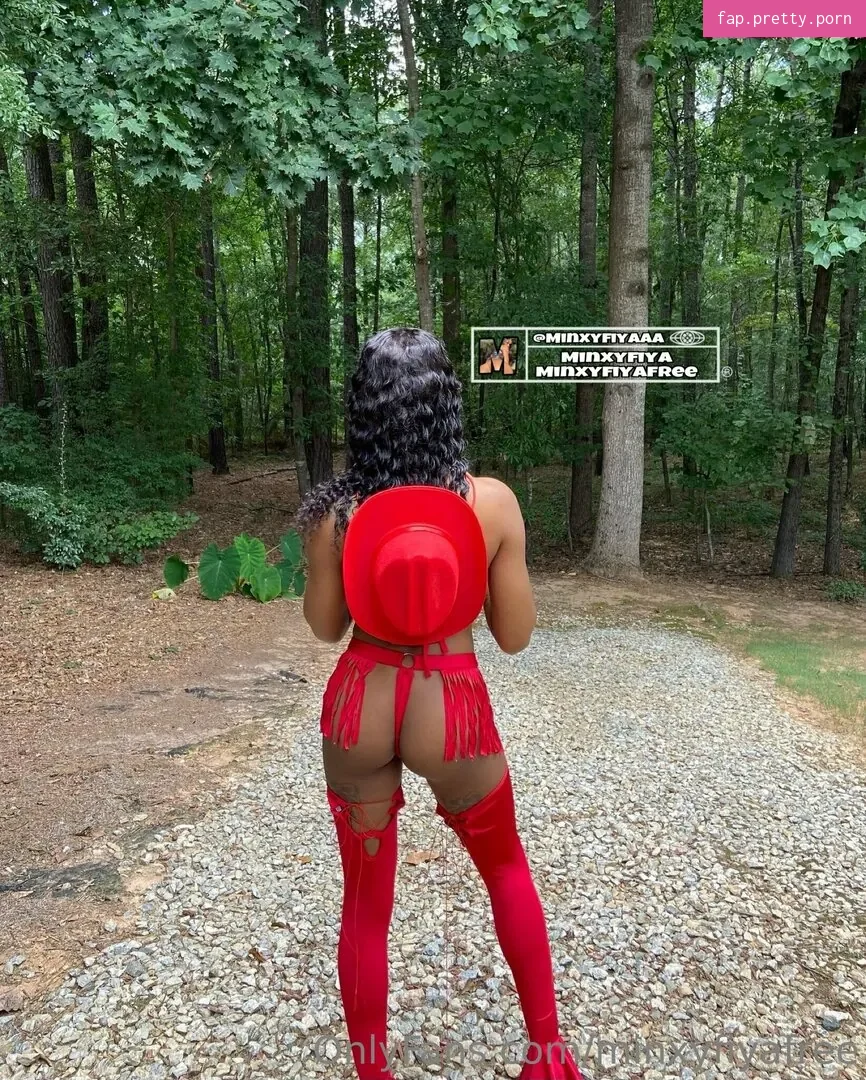 minxyfiyafree - Photo #45