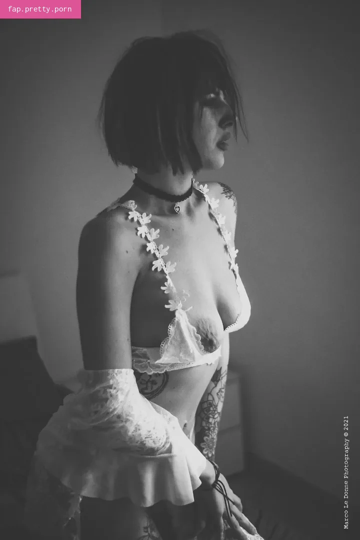 miss_ivy_cherie - Photo #05