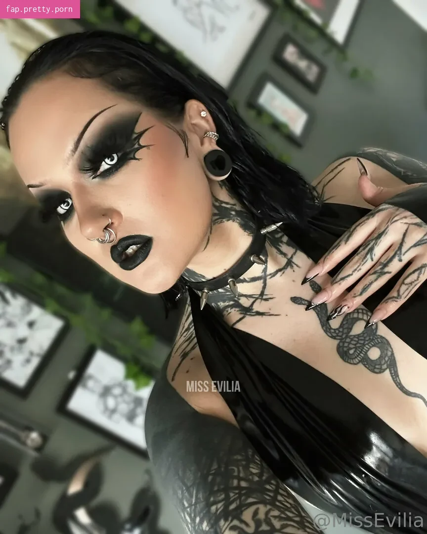 misseviliafree - Photo #50