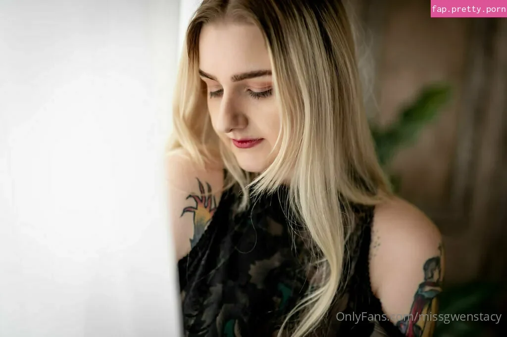 missgwenstacy - Photo #32