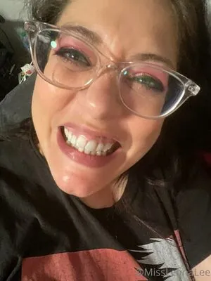 missleanalee