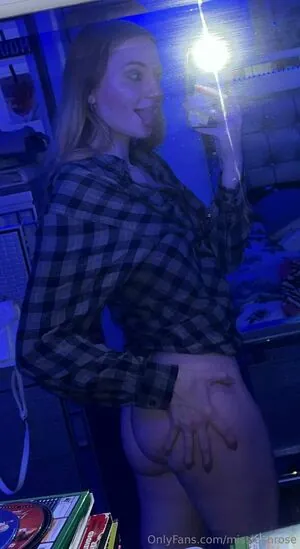 Misslushrose