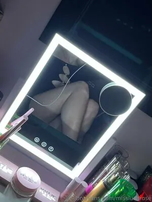 Misslushrose