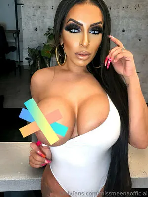 missmeenaofficial