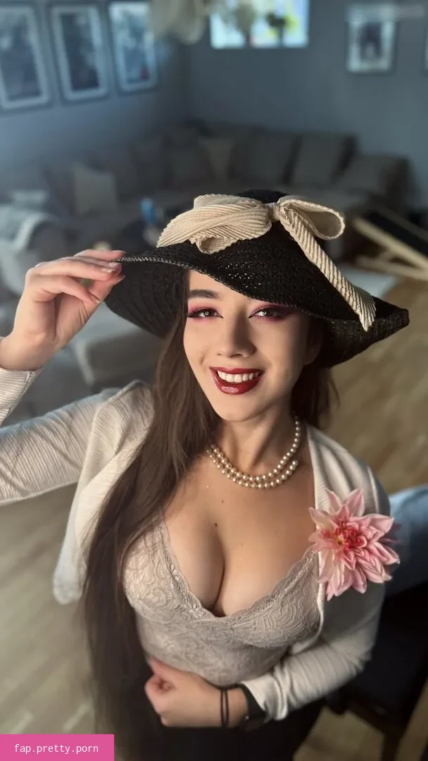 MissMikkaa - Photo #01