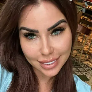 missninavip
