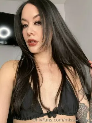 misssadiexo