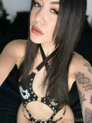 misssadiexo