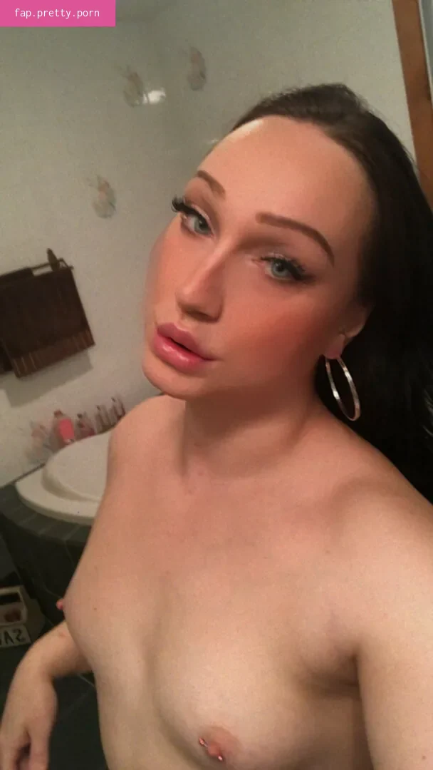 misstinyangel - Photo #10