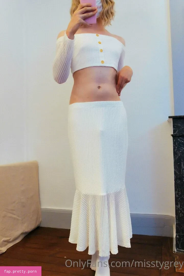 MisstyGrey - Photo #21