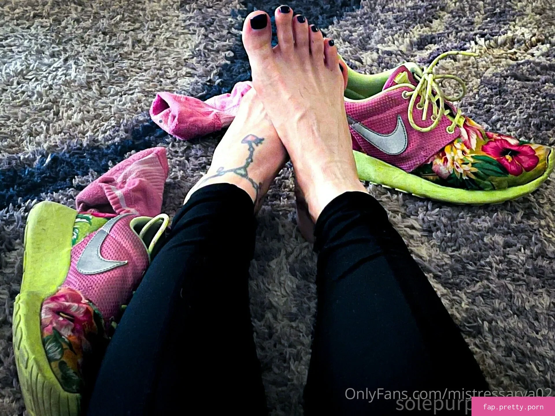 mistressarya02 - Photo #33