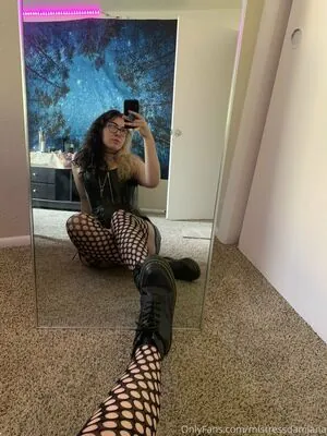 mistressdamiana